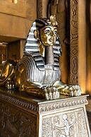 Sphinx Hotel Motel