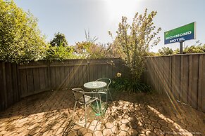 Richmond Motel & Holiday Park