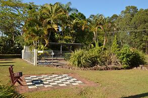 Beerwah Glasshouse Mountains Motel