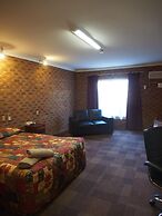 Cobar Town and Country Motor Inn