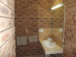 Cobar Town and Country Motor Inn