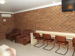 Cobar Town and Country Motor Inn