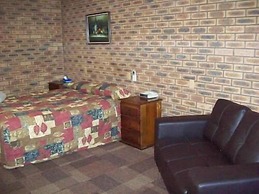 Cobar Town and Country Motor Inn