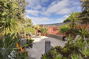 Smith Beach Getaways Beachwood Garden Studio