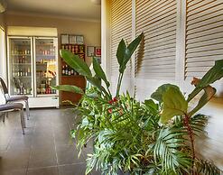 Hi Way Eight Motor Inn