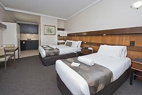 Hi Way Eight Motor Inn