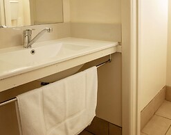 Hi Way Eight Motor Inn