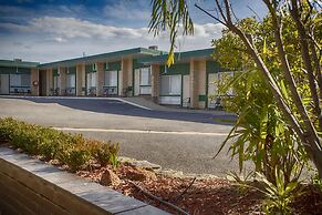 Hi Way Eight Motor Inn