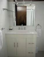 Hi Way Eight Motor Inn