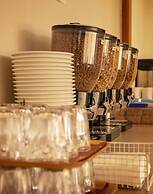 Hi Way Eight Motor Inn