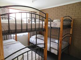 Warrnambool Motel and Holiday Park