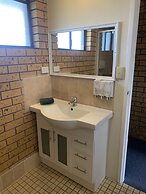 Newell Motor Inn - Narrandera