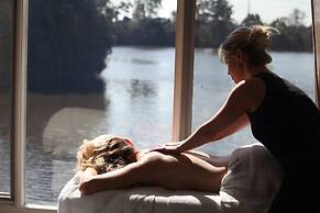 Lakeside Villas at Crittenden