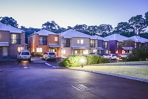 Leeuwin Apartments
