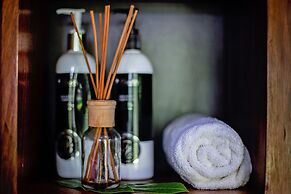 Barrier Beach Resort