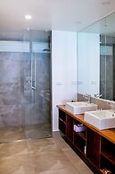 Barrier Beach Resort