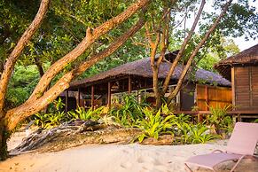 Barrier Beach Resort