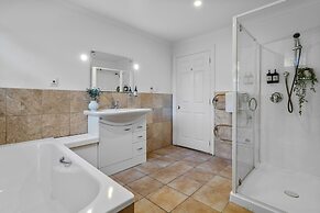 Tasman Holiday Parks - Picton