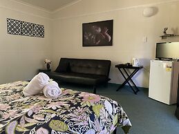 Colonial Village Resort