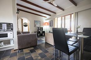 Colonial Village Resort