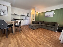 Colonial Village Resort