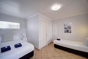Bali Hi Motel