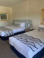 Deniliquin Country Club Motor Inn