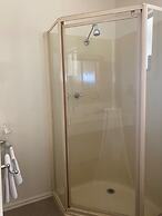 Deniliquin Country Club Motor Inn