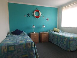Surfside Holiday Apartments