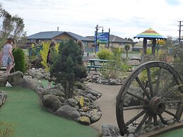 Westport Holiday Park And Motels