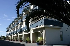 Marine Reserved Holiday Apartments