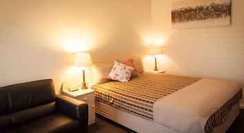 Ambassador Motor Inn Ballarat