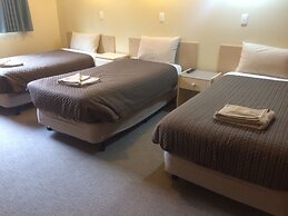 Ambassador Motor Inn Ballarat