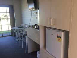 Ambassador Motor Inn Ballarat