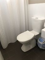 Stansbury Holiday Motel