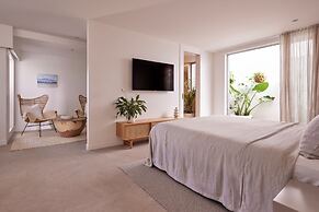 The Hide Byron Bay