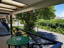 Coastal Motor Lodge