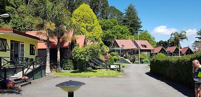 Coastal Motor Lodge
