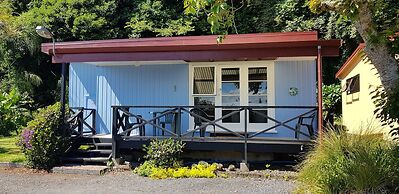 Coastal Motor Lodge