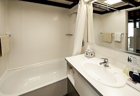 Coastal Motor Lodge
