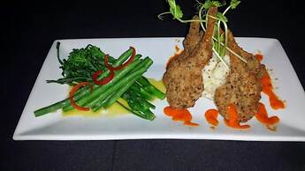 Lancelin Sands Hotel