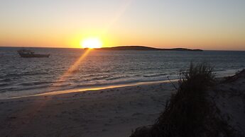 Lancelin Sands Hotel
