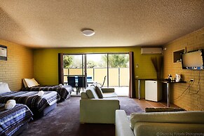 Lancelin Sands Hotel