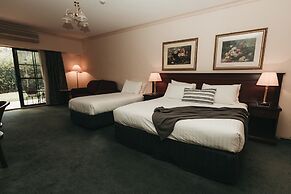 The Lawson Riverside Suites