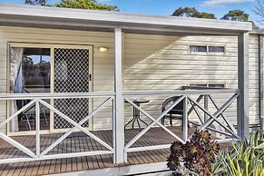 Metung Holiday Villas