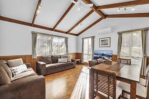 Metung Holiday Villas