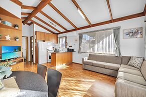 Metung Holiday Villas