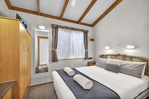 Metung Holiday Villas