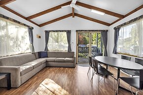 Metung Holiday Villas