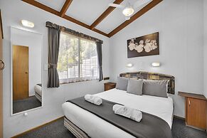 Metung Holiday Villas